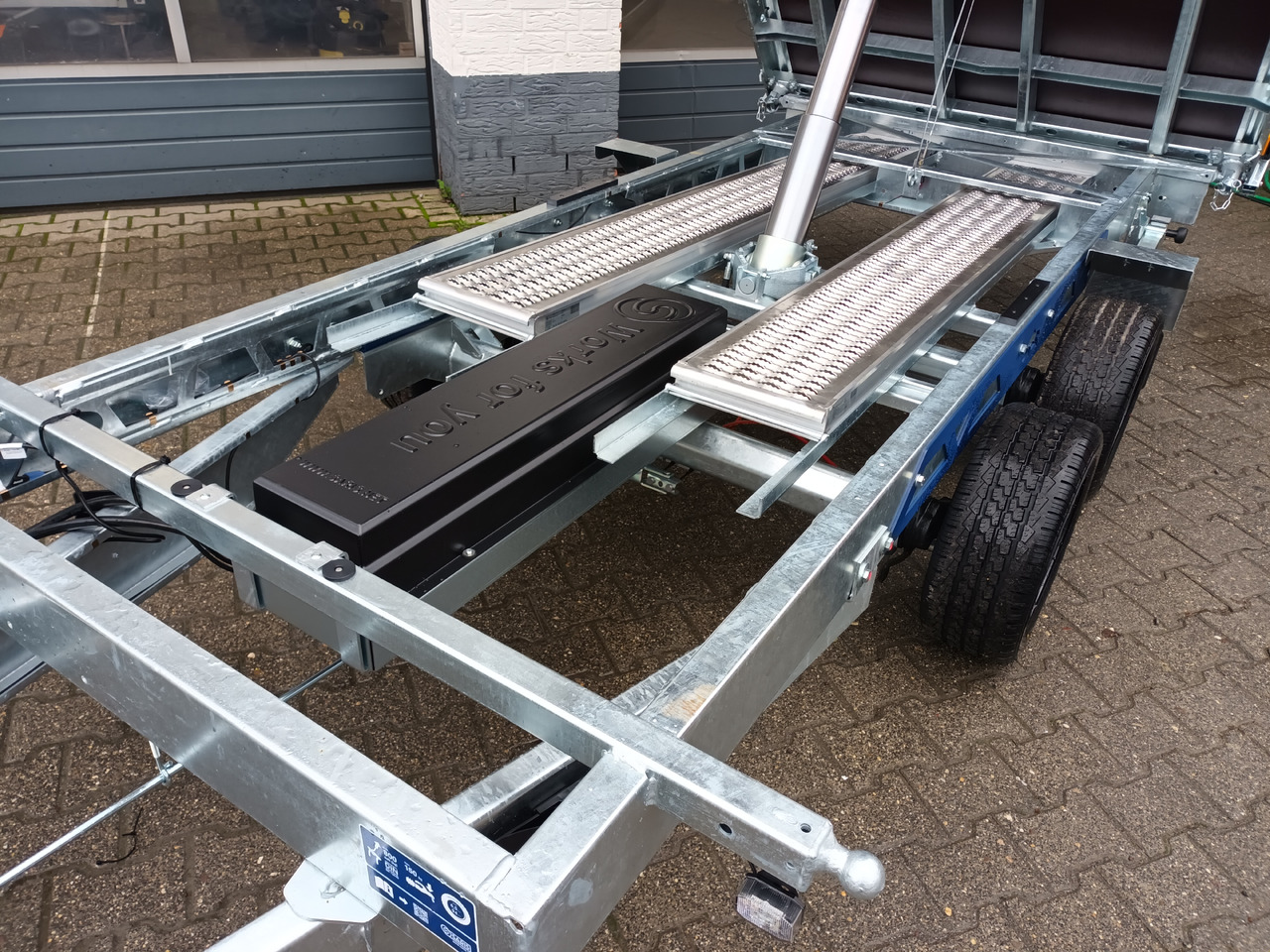 Remorque benne Saris Kipper K3 356 184 3500 2 HD E 356x184x35cm black heavy duty Rampen Stützen NHP LED (L) 3500kg: photos 12