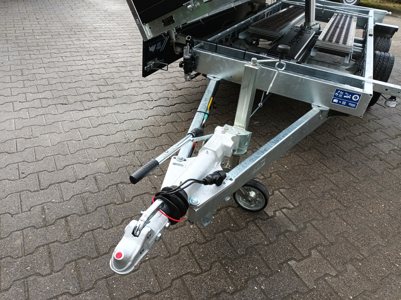 Remorque benne Saris Kipper K3 356 184 3500 2 HD E 356x184x35cm black heavy duty Rampen Stützen NHP LED (L) 3500kg: photos 8