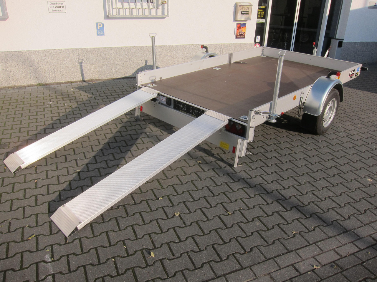 Smart Kleinwagen Transport Anhänger Koch Aluline 300x185x20cm 1500kg 100 km/H - Remorque porte engin: photos 1 Smart Kleinwagen Transport Anhänger Koch Aluline 300x185x20cm 1500kg 100 km/H - Remorque porte engin: photos 1