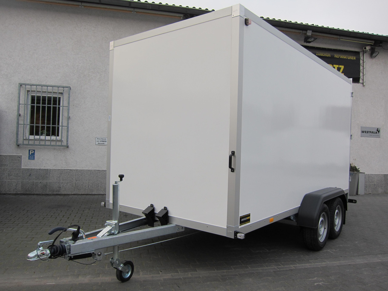 WM Meyer Koffer AZ 2740/185 S35 401x185x205cm (XL) 2700kg Januar Aktion - Remorque fourgon: photos 4 WM Meyer Koffer AZ 2740/185 S35 401x185x205cm (XL) 2700kg Januar Aktion - Remorque fourgon: photos 4