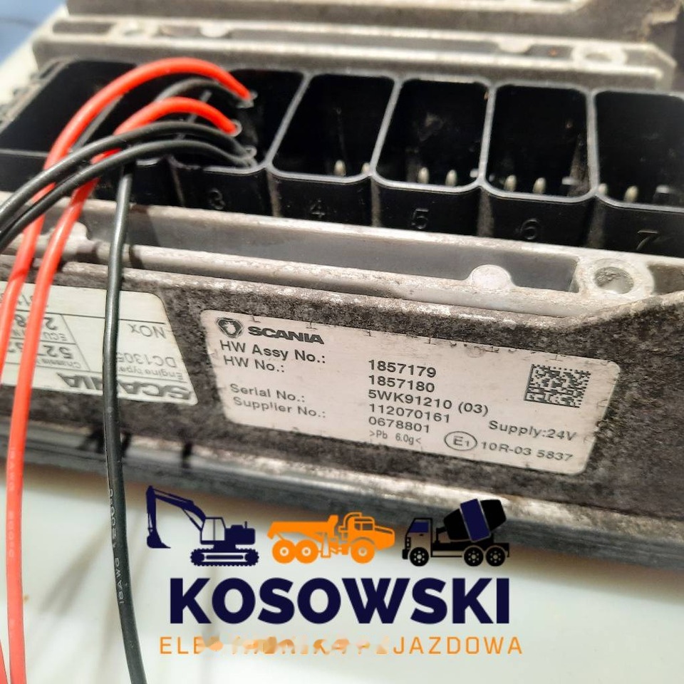 DOOSAN DX300 - Bloc de gestion pour Pelle sur chenille: photos 2 DOOSAN DX300 - Bloc de gestion pour Pelle sur chenille: photos 2