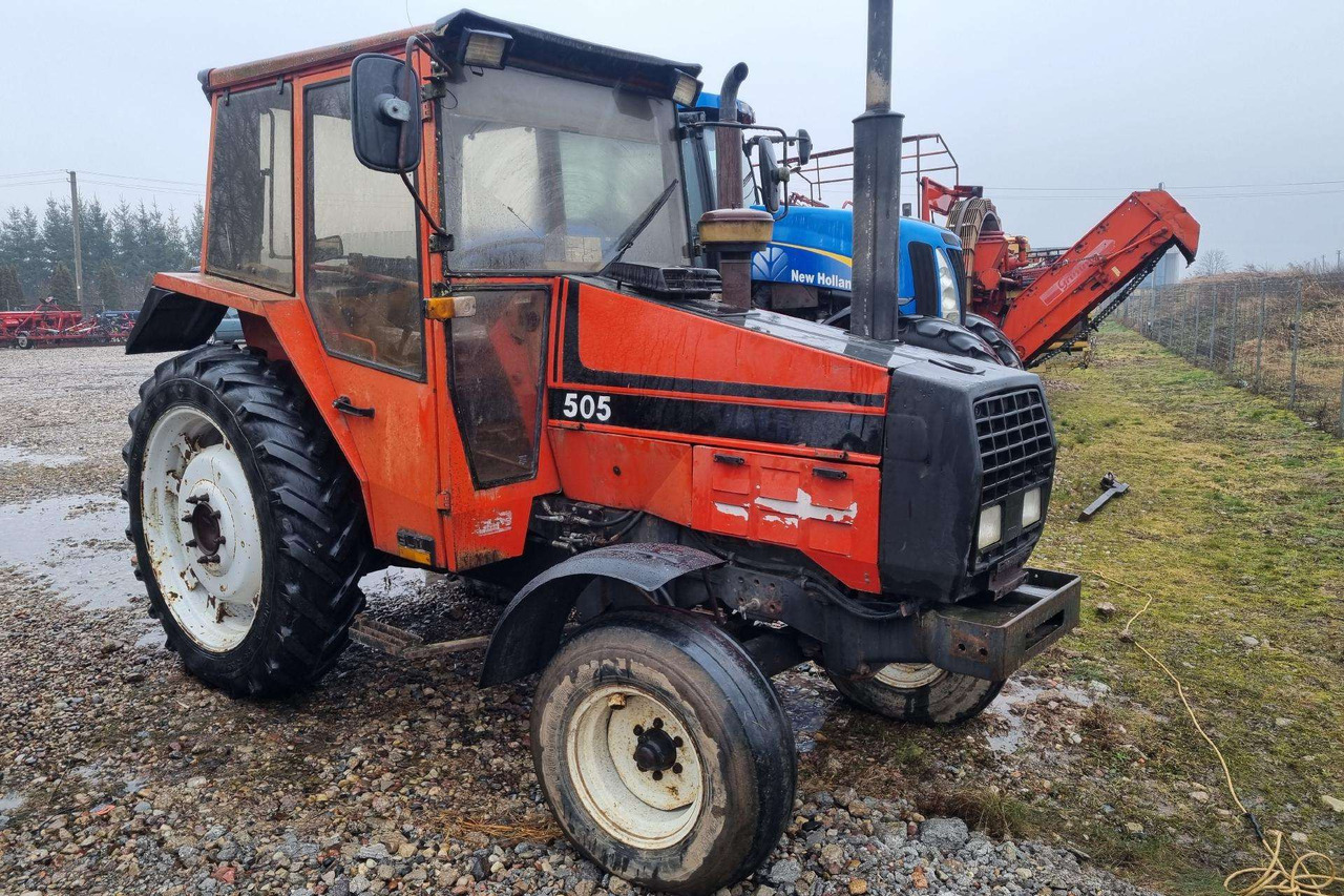 Valmet 505 - Tracteur agricole: photos 1 Valmet 505 - Tracteur agricole: photos 1