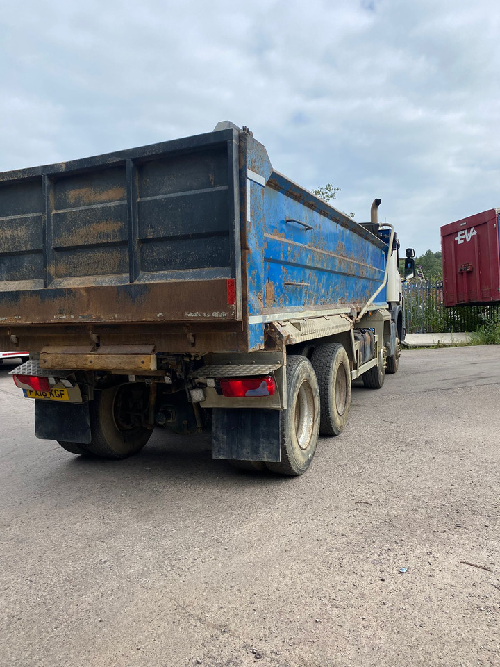 Scania P410 8X4 - Camion benne: photos 4 Scania P410 8X4 - Camion benne: photos 4