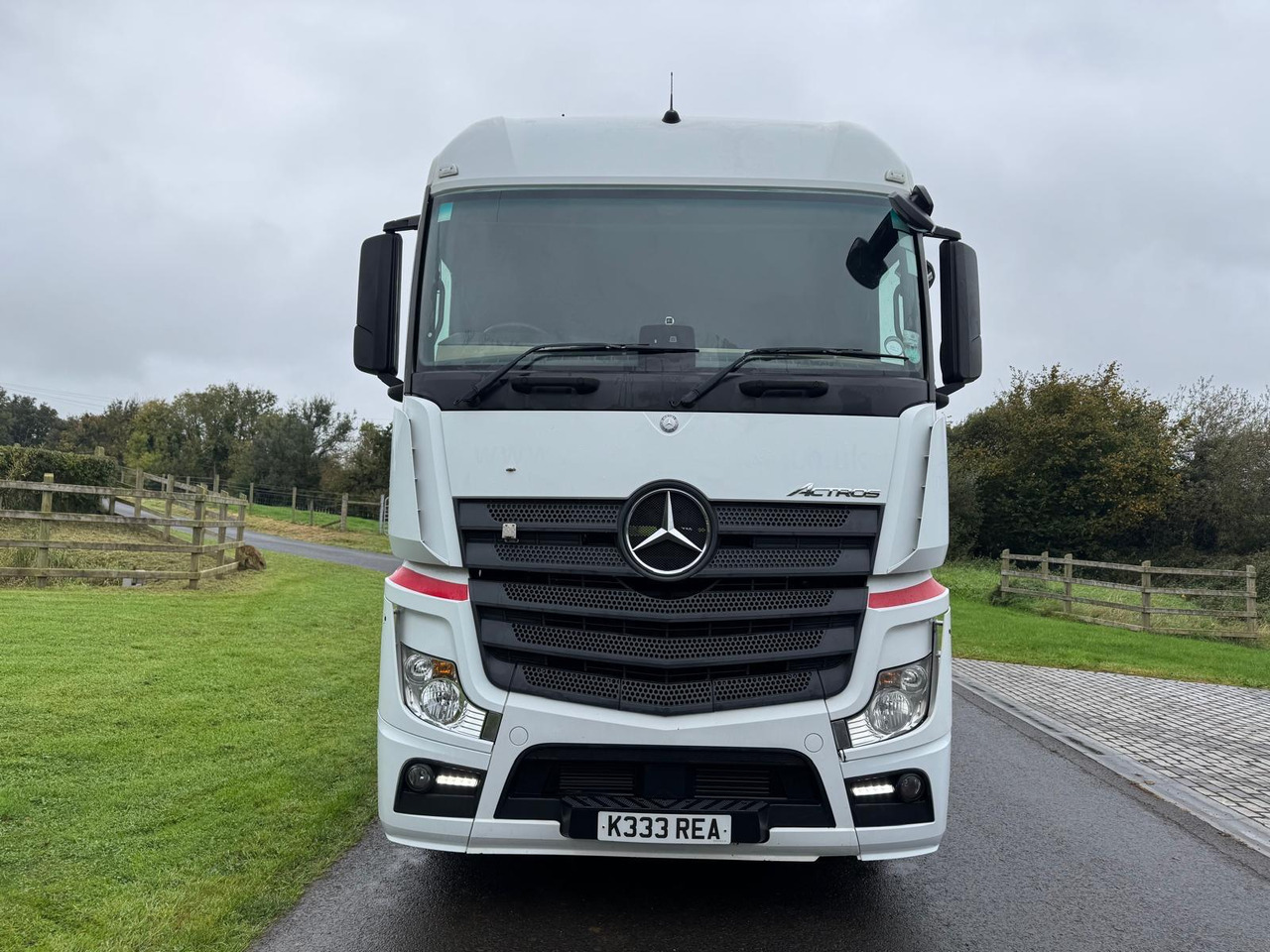 Mercedes Actros - Tracteur routier: photos 1 Mercedes Actros - Tracteur routier: photos 1
