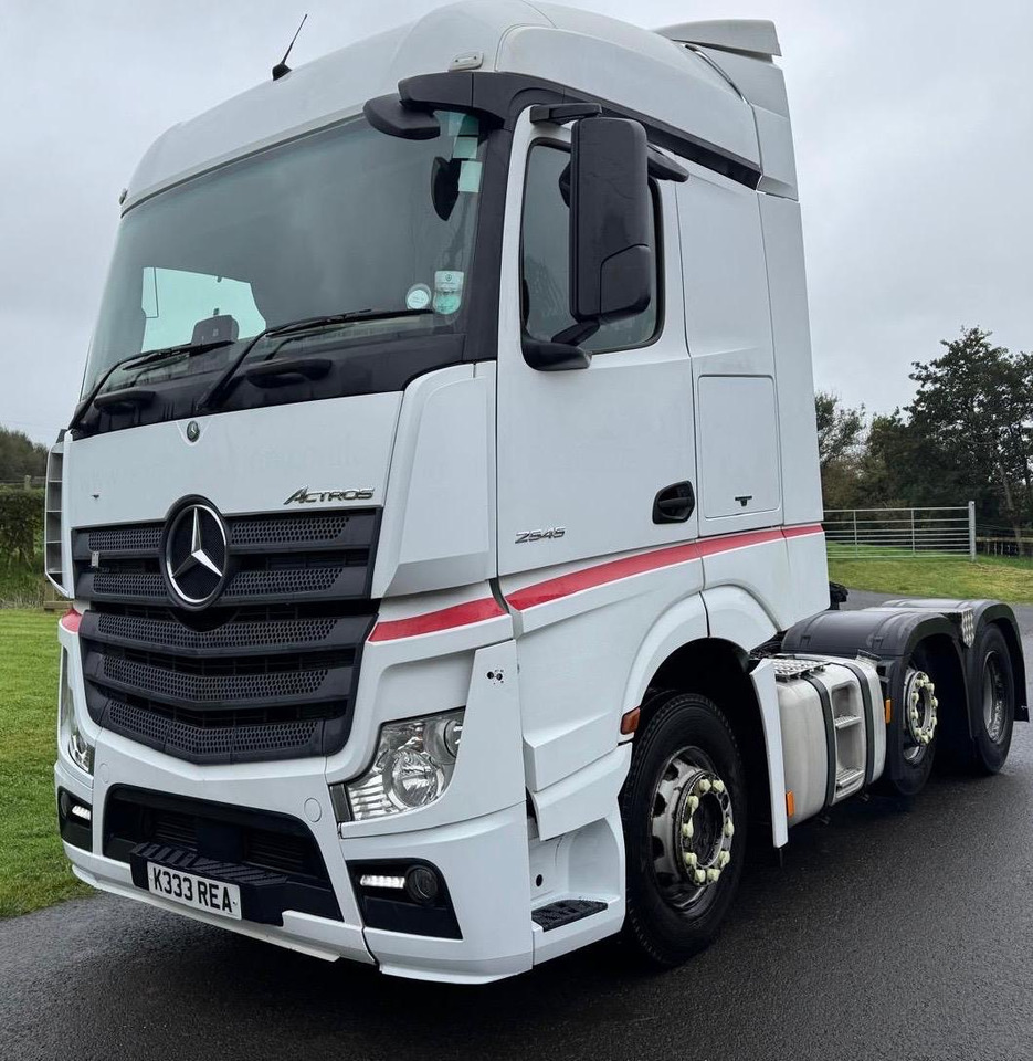 Mercedes Actros - Tracteur routier: photos 3 Mercedes Actros - Tracteur routier: photos 3