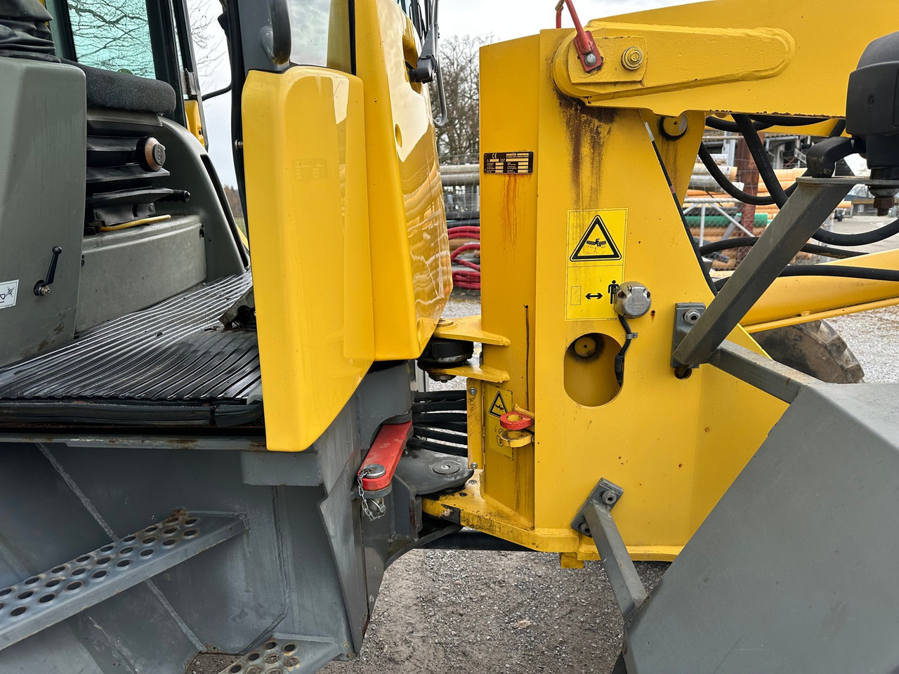 Chargeuse sur pneus KOMATSU WA 85 3: photos 9