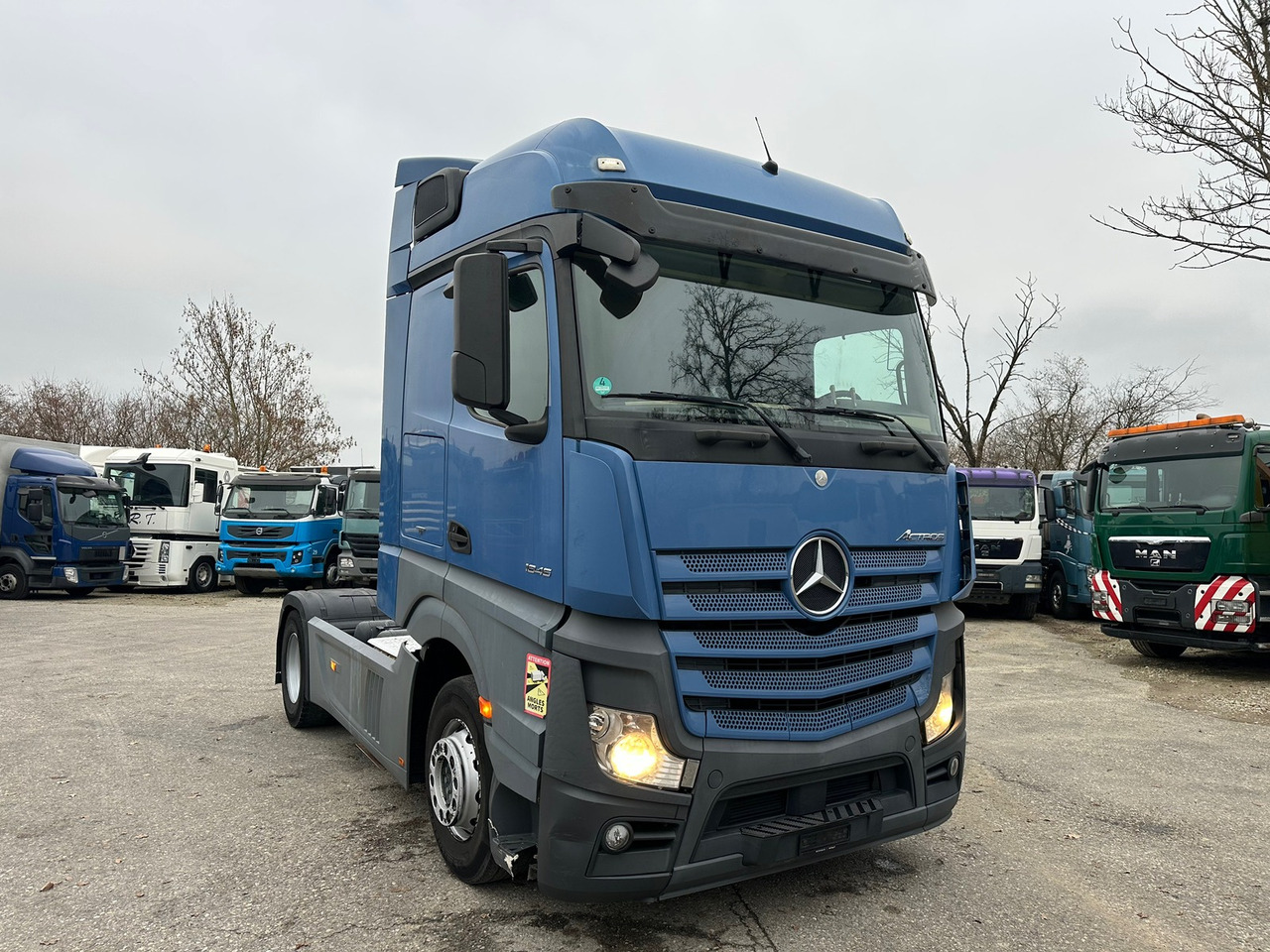 MERCEDES-BENZ Actros 18.45 4x2 - Tracteur routier: photos 2 MERCEDES-BENZ Actros 18.45 4x2 - Tracteur routier: photos 2