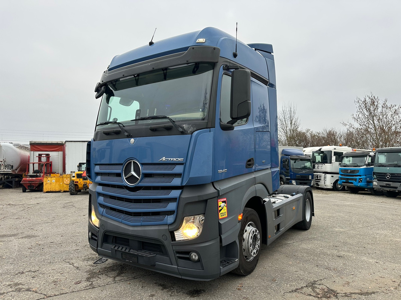 MERCEDES-BENZ Actros 18.45 4x2 - Tracteur routier: photos 1 MERCEDES-BENZ Actros 18.45 4x2 - Tracteur routier: photos 1