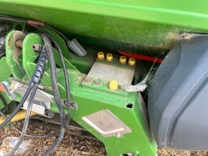 Amazone ZA-M 1500 Profis - Distributeur d'engrais: photos 3 Amazone ZA-M 1500 Profis - Distributeur d'engrais: photos 3