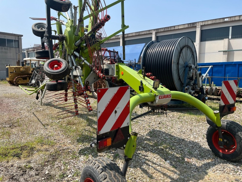 Claas Liner 1650 Twin - Faneuse: photos 3 Claas Liner 1650 Twin - Faneuse: photos 3