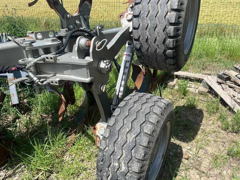 ERMO FSV5/40 EVO - Charrue: photos 4 ERMO FSV5/40 EVO - Charrue: photos 4