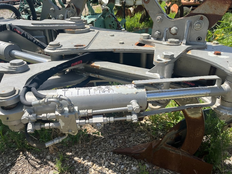 ERMO FSV5/40 EVO - Charrue: photos 3 ERMO FSV5/40 EVO - Charrue: photos 3