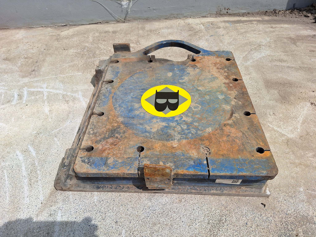 Attachment plate - Attache rapide: photos 4 Attachment plate - Attache rapide: photos 4