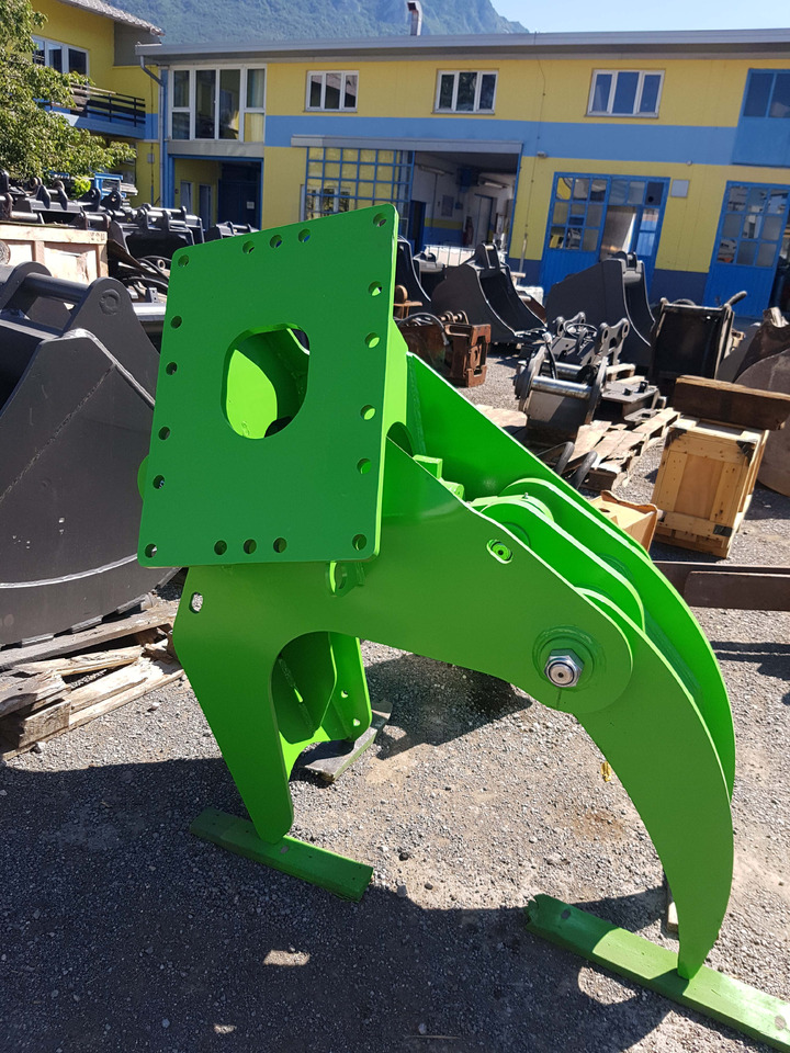 Balavto B-Cutter 8-15 - Grappin pour Pelle: photos 1 Balavto B-Cutter 8-15 - Grappin pour Pelle: photos 1