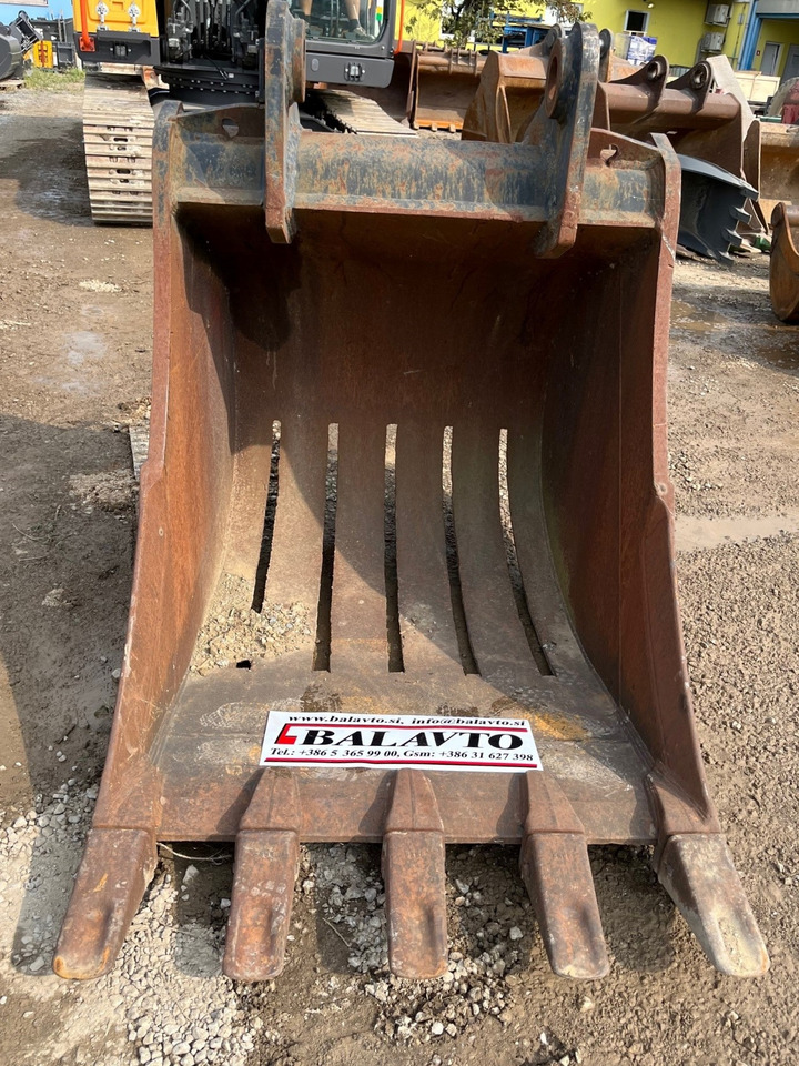 Digging bucket 1200 mm - Godet pour pelle: photos 2 Digging bucket 1200 mm - Godet pour pelle: photos 2
