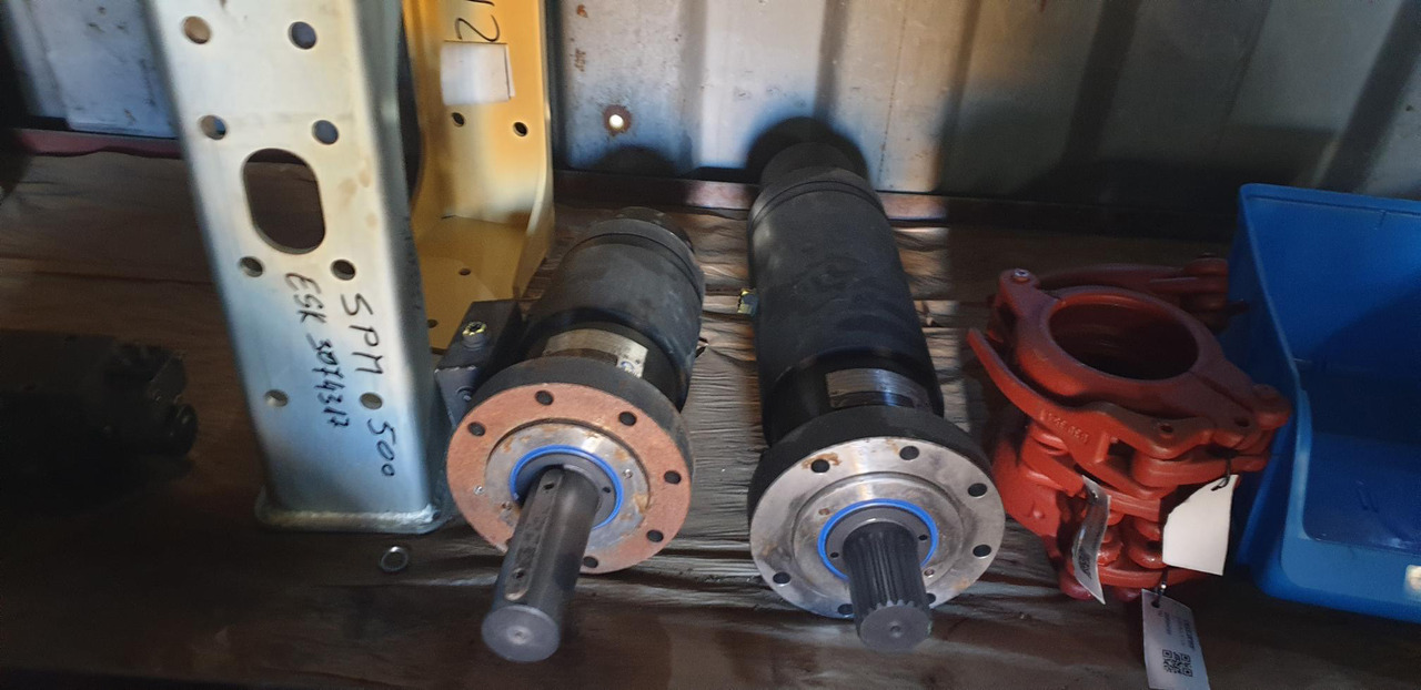 HKS DA--H 80 360º for PUTZMEISTER SPM 500 ESK1602791 for Putzmeister SPM 500 roadheader - Moteur hydraulique: photos 1 HKS DA--H 80 360º for PUTZMEISTER SPM 500 ESK1602791 for Putzmeister SPM 500 roadheader - Moteur hydraulique: photos 1