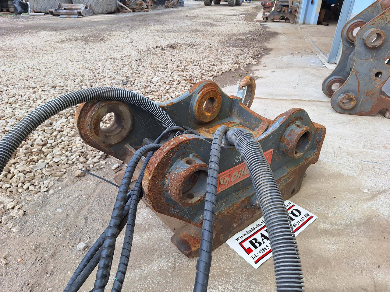 OilQuick hydraulic OQ70/55 - Attache rapide pour Engins de chantier: photos 5 OilQuick hydraulic OQ70/55 - Attache rapide pour Engins de chantier: photos 5