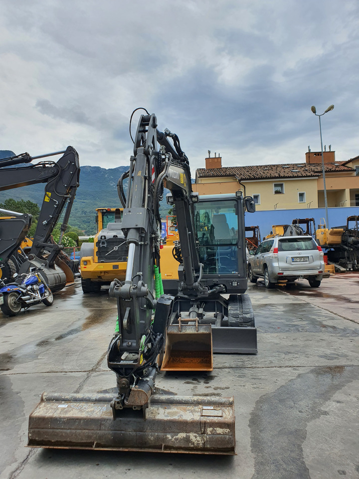 VOLVO EC60E - Mini pelle: photos 4 VOLVO EC60E - Mini pelle: photos 4