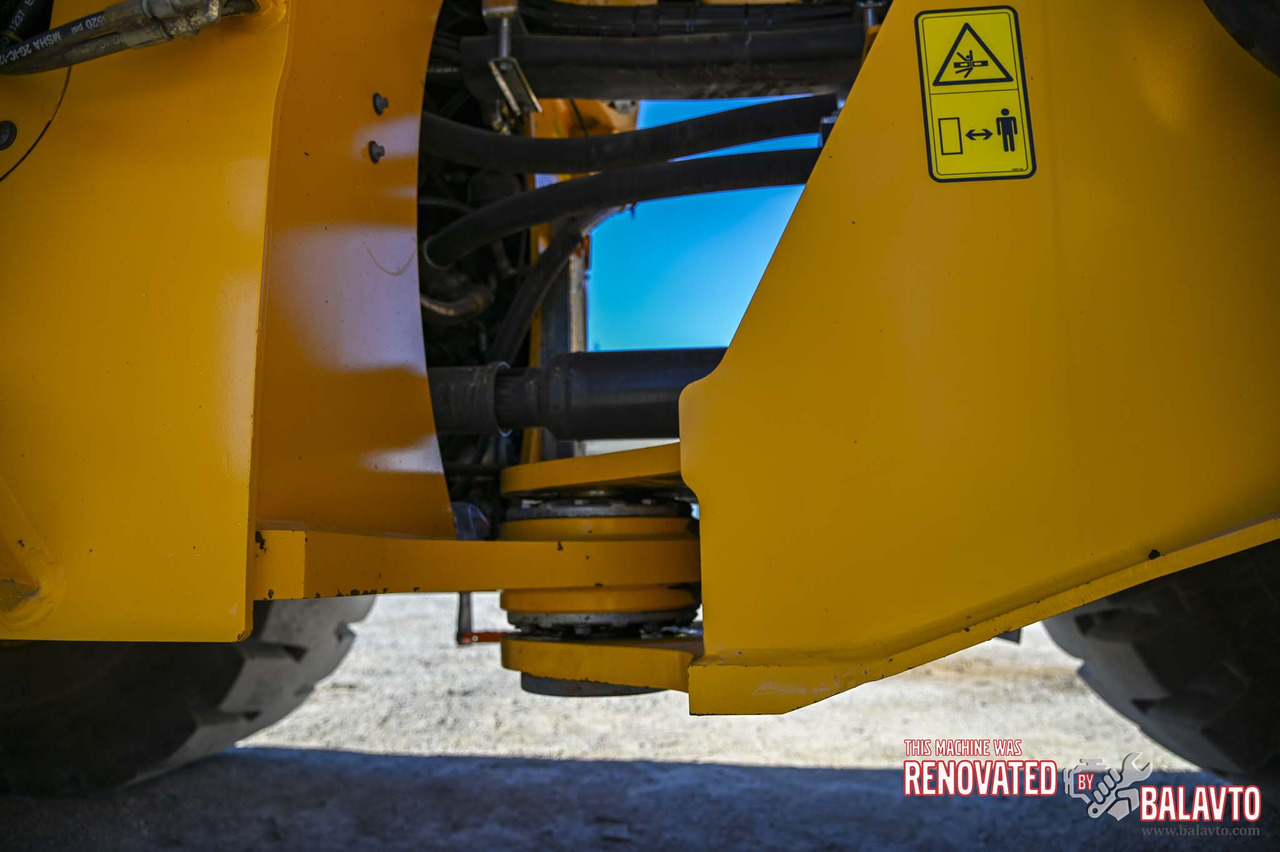 Chargeuse sur pneus VOLVO L180H: photos 20