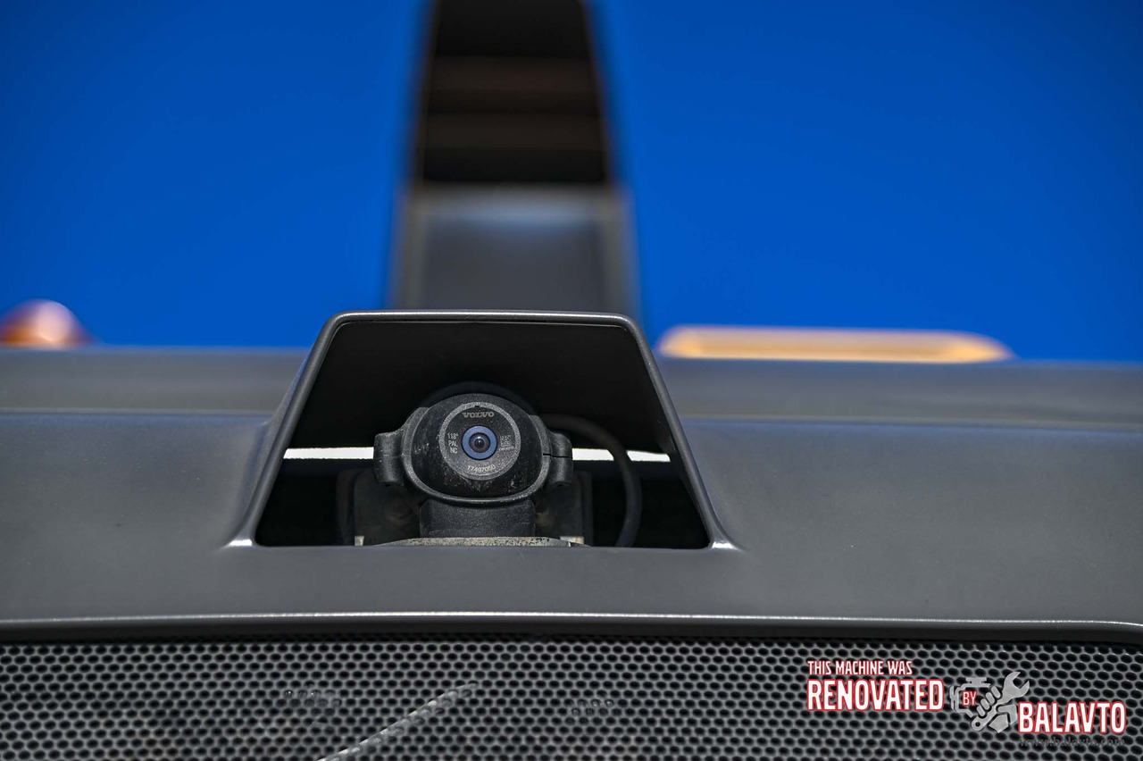 Chargeuse sur pneus VOLVO L180H: photos 41