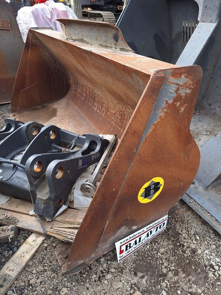Godet pour chargeur Volvo 93812 loader bucket 2300 mm BOE