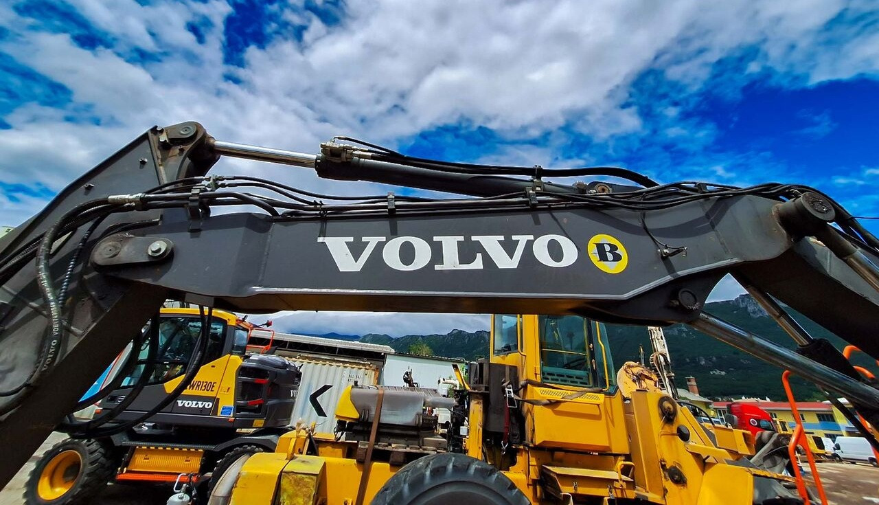 Pelle sur pneus Volvo EWR150E: photos 32