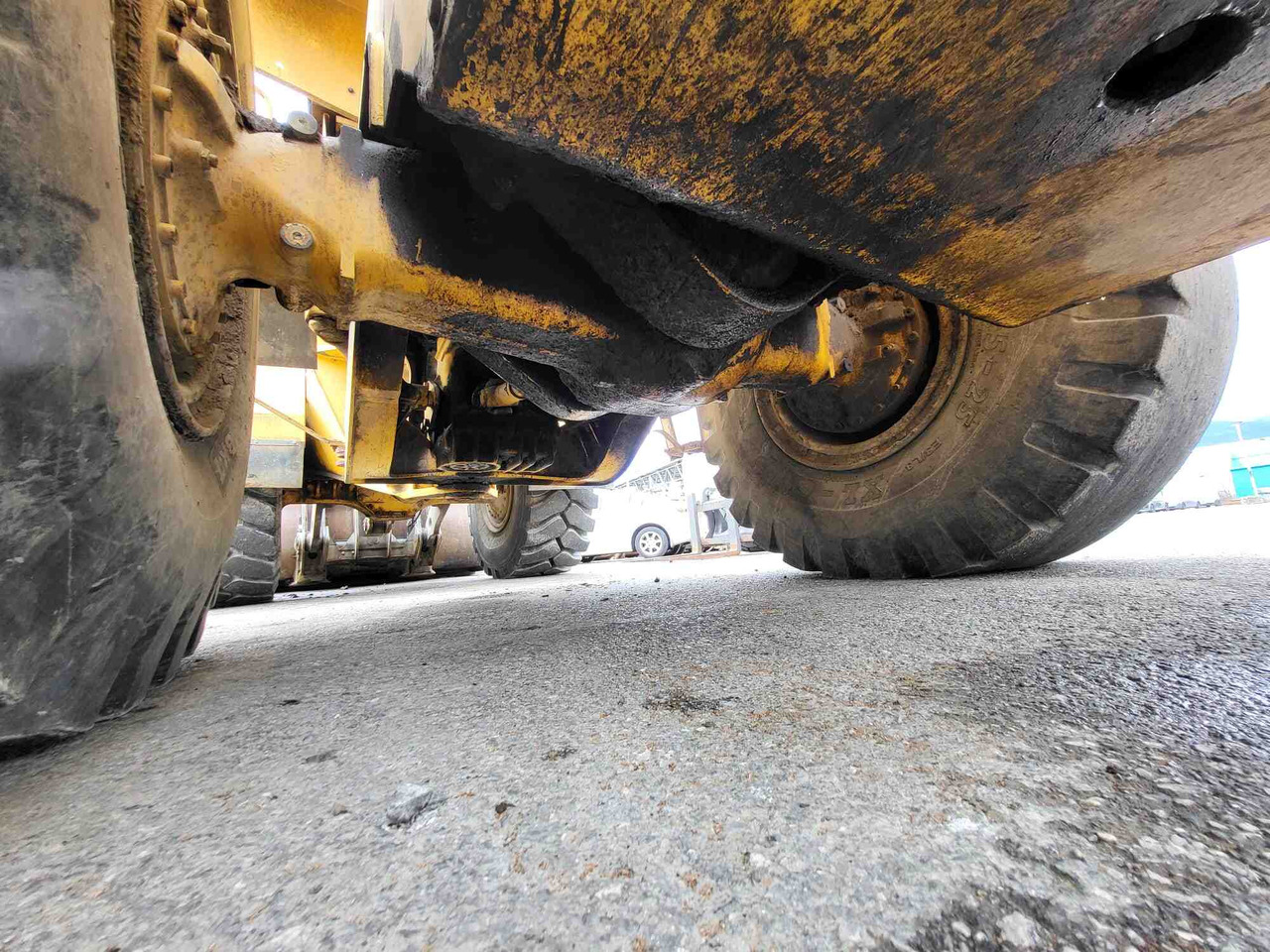 Volvo rear axle - Essieu arrière pour Chargeuse: photos 1 Volvo rear axle - Essieu arrière pour Chargeuse: photos 1