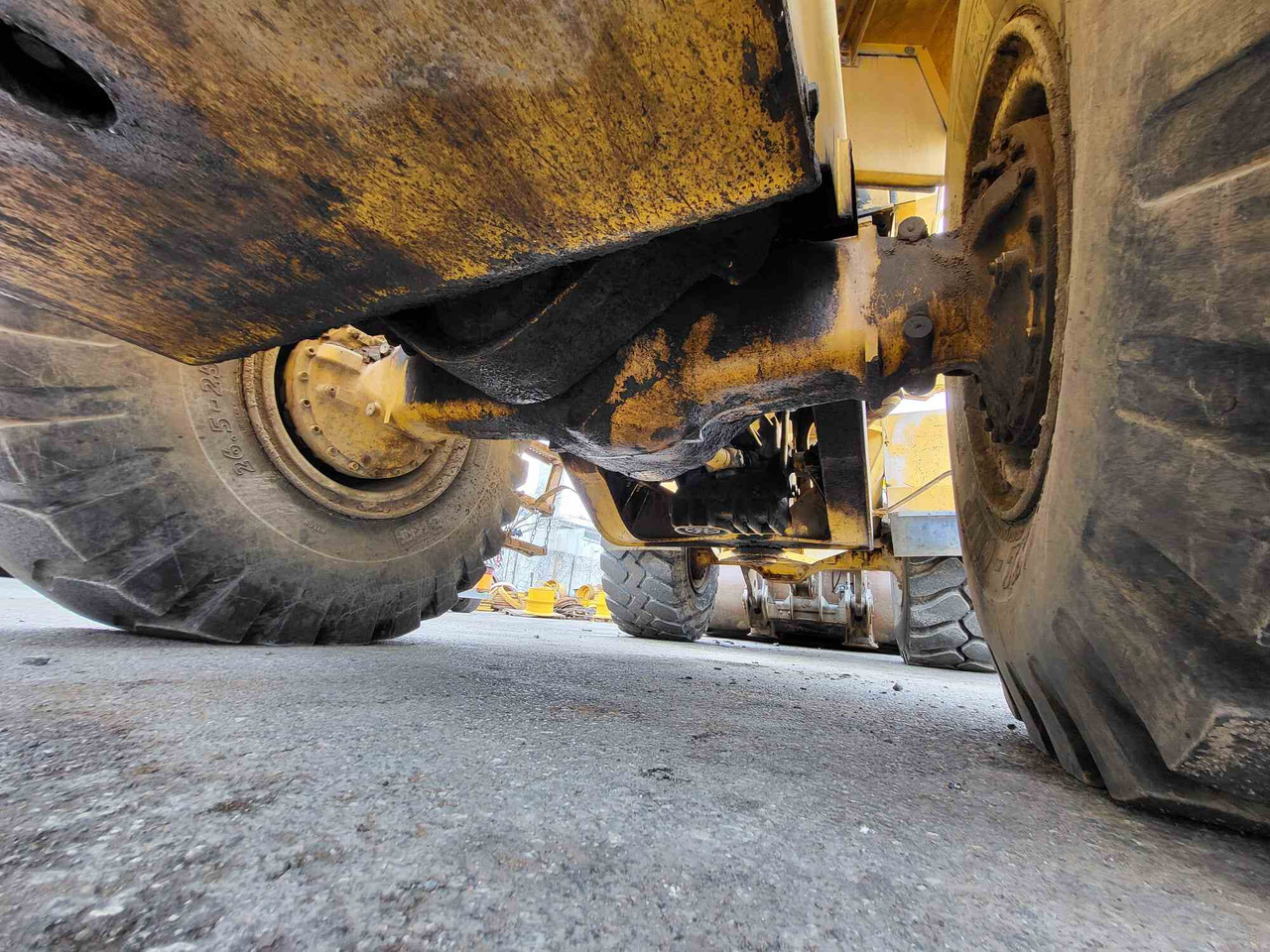 Volvo rear axle - Essieu arrière pour Chargeuse: photos 2 Volvo rear axle - Essieu arrière pour Chargeuse: photos 2