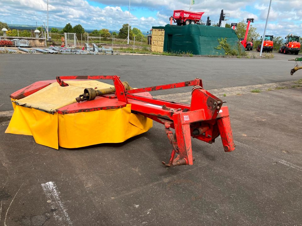 Heckmähwerk Fella KM 187 Trommelmäher 1,80m - Faucheuse: photos 4 Heckmähwerk Fella KM 187 Trommelmäher 1,80m - Faucheuse: photos 4