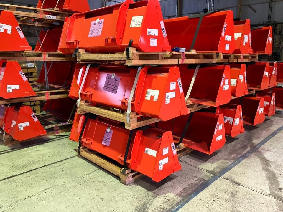 Schaufel Skid Steer 1,80m für Bobcat, Kubota, Solis, Branson - Godet pour chargeur: photos 5 Schaufel Skid Steer 1,80m für Bobcat, Kubota, Solis, Branson - Godet pour chargeur: photos 5