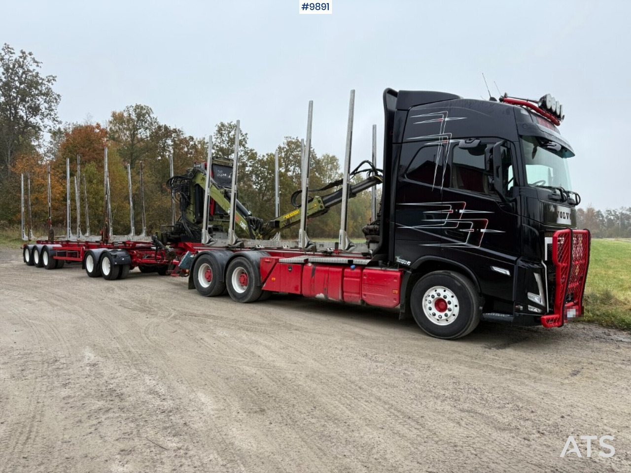 Volvo FH64 R Timber truck, trailer and crane - Autre matériel: photos 1 Volvo FH64 R Timber truck, trailer and crane - Autre matériel: photos 1
