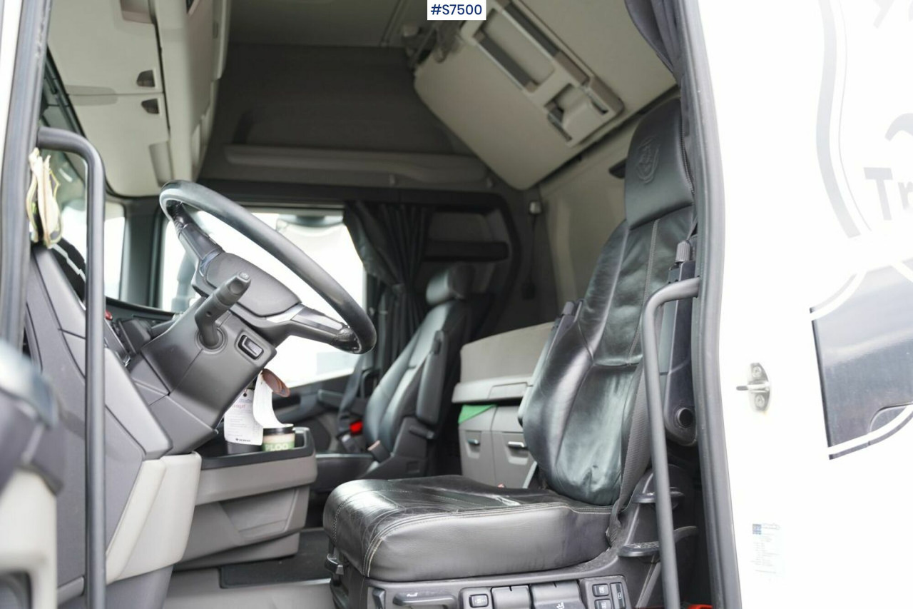 Box truck Scania R580 - Camion fourgon: photos 4 Box truck Scania R580 - Camion fourgon: photos 4