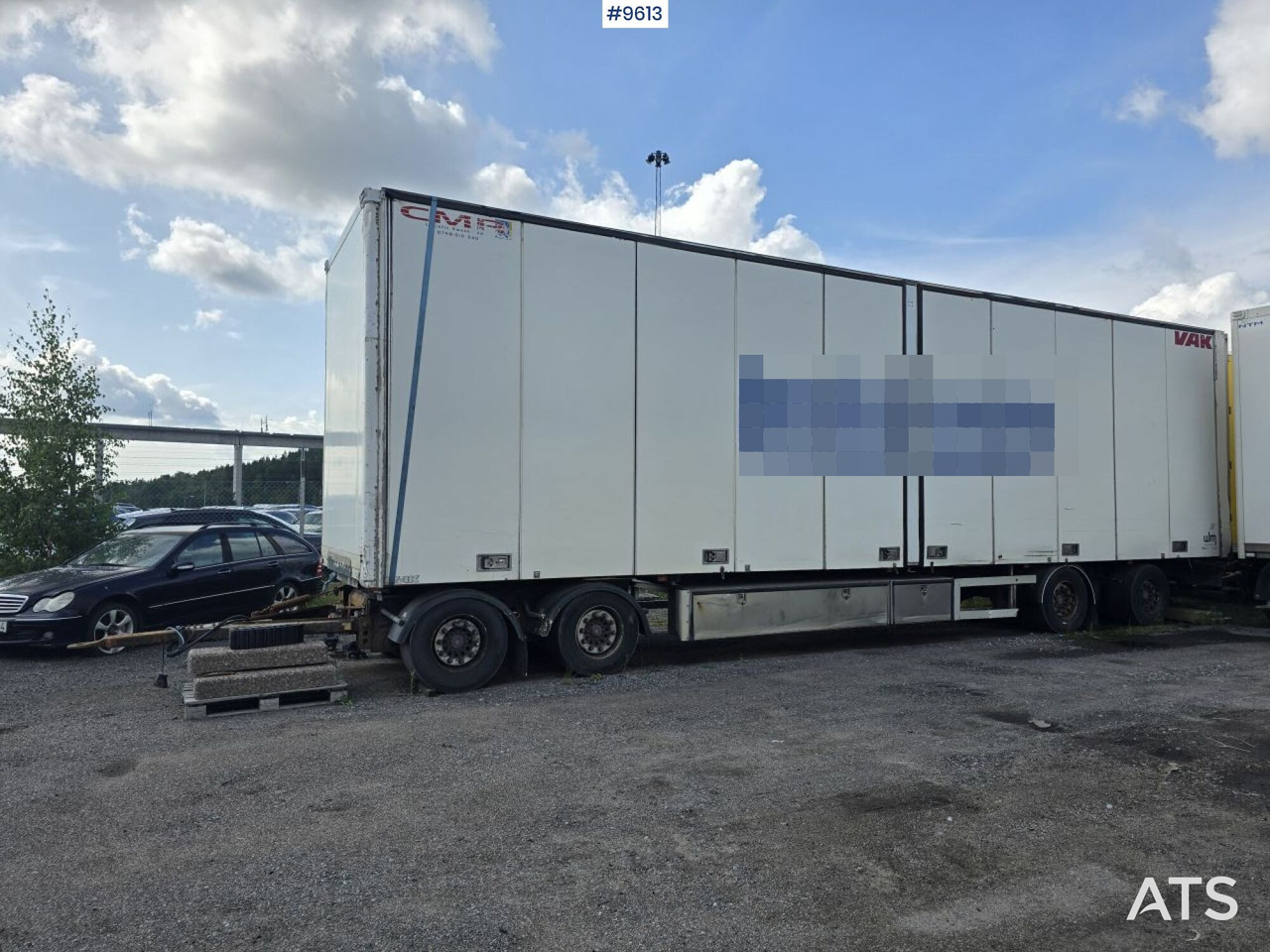 Cabinet trailer VAK V-4-40 openable side - Remorque fourgon: photos 1 Cabinet trailer VAK V-4-40 openable side - Remorque fourgon: photos 1