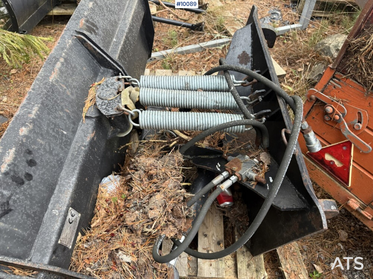 Lame à neige Diagonal Plow Kellfri SP150T Trima and tooth bucket: photos 6 Lame à neige Diagonal Plow Kellfri SP150T Trima and tooth bucket: photos 6