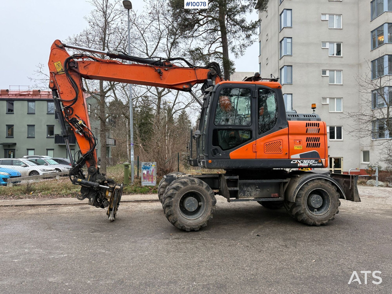 Doosan DX165W-5 Wheeled excavator (VIDEO) - Pelle sur pneus: photos 2 Doosan DX165W-5 Wheeled excavator (VIDEO) - Pelle sur pneus: photos 2
