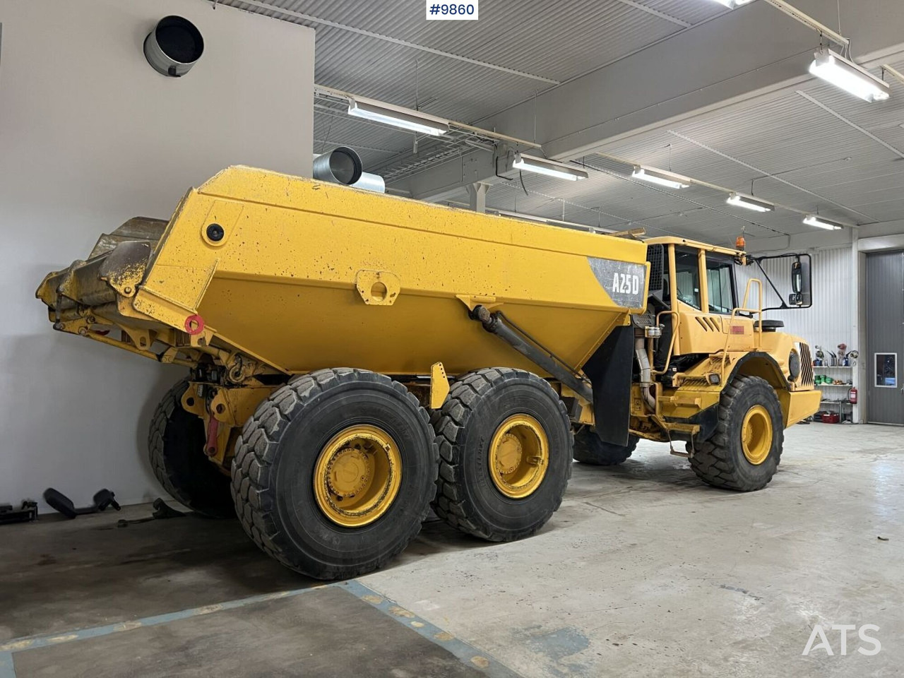 Dumper Volvo A25D 6x6 - Tombereau articulé: photos 3 Dumper Volvo A25D 6x6 - Tombereau articulé: photos 3