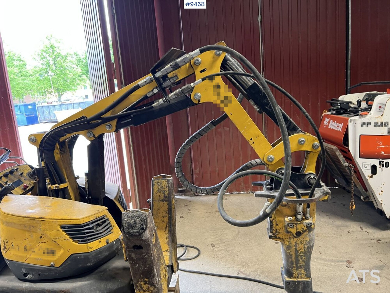 BROKK 70 Demolition / Forming robot - Engins de chantier: photos 4 BROKK 70 Demolition / Forming robot - Engins de chantier: photos 4