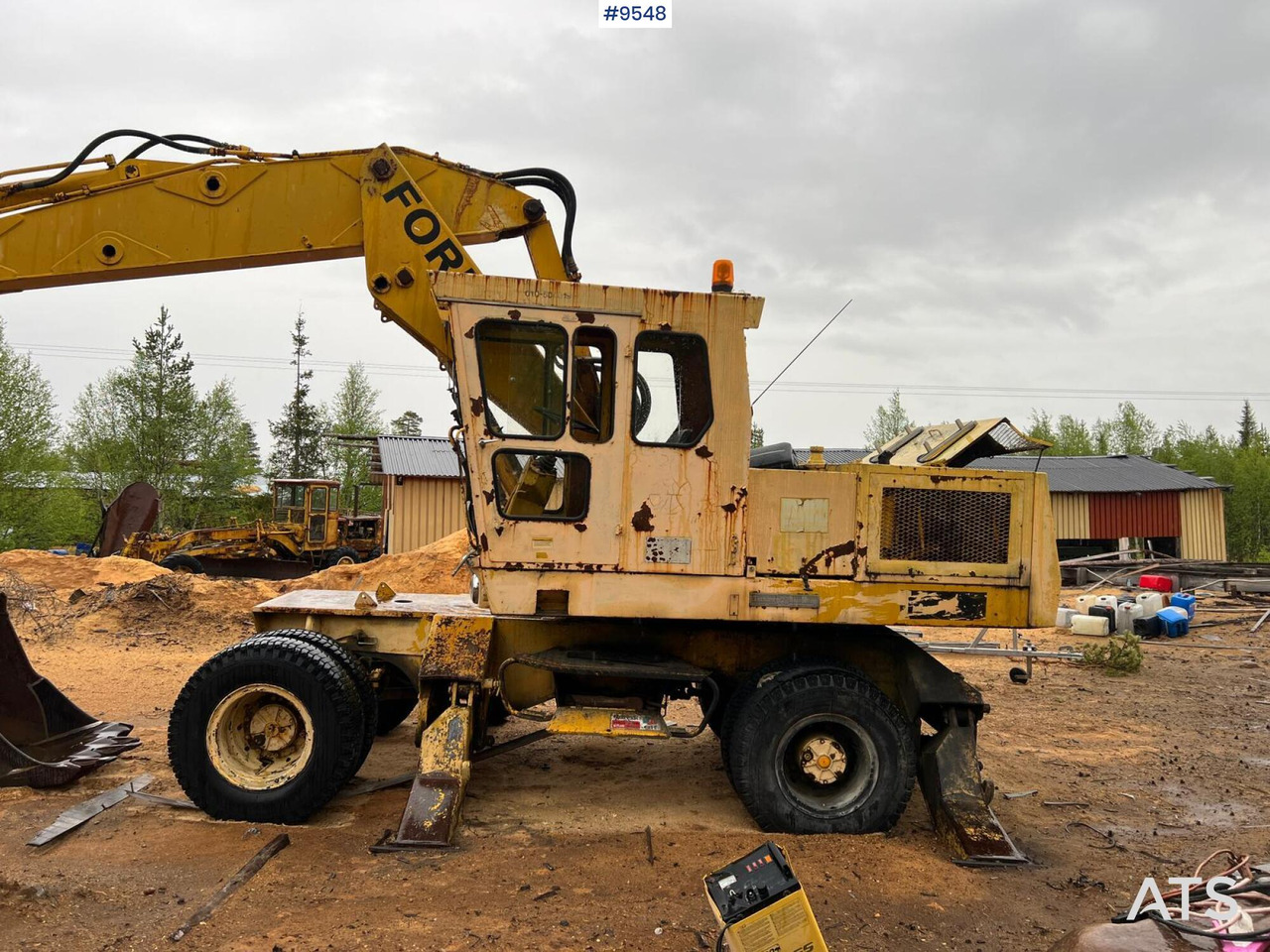FORD Wheel excavator (VIDEO) - Pelle sur pneus: photos 5 FORD Wheel excavator (VIDEO) - Pelle sur pneus: photos 5