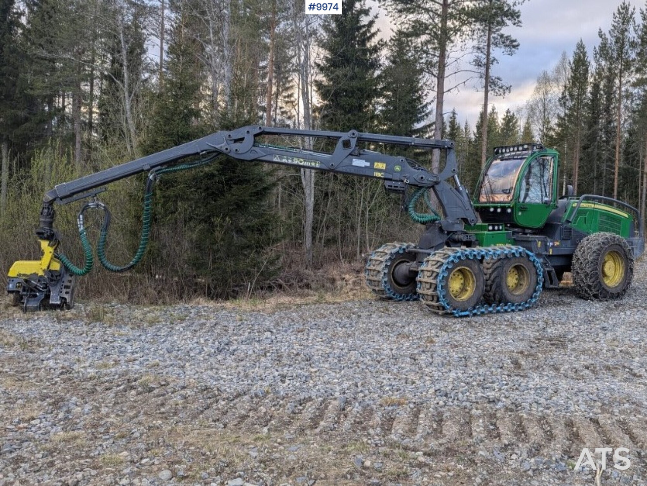 Harvester John Deere 1170G - Abatteuse: photos 1 Harvester John Deere 1170G - Abatteuse: photos 1
