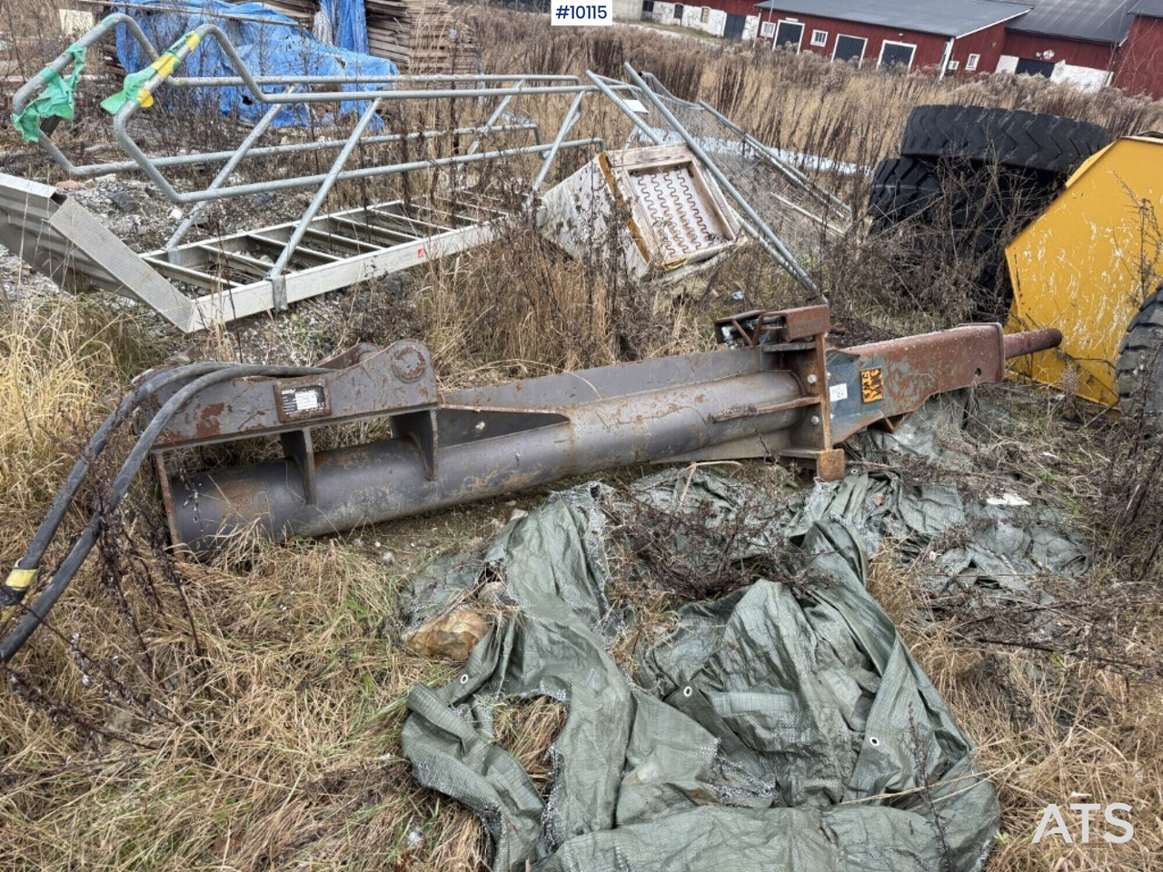 Hydraulic hammer SMC S40/S70 - Marteau hydraulique: photos 2 Hydraulic hammer SMC S40/S70 - Marteau hydraulique: photos 2