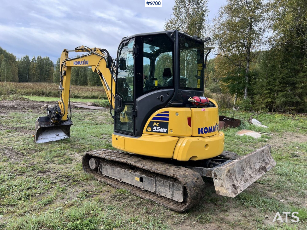 KOMATSU PC55 MR-5E0 Excavator with attachments (SEE VIDEO) - Mini pelle: photos 3 KOMATSU PC55 MR-5E0 Excavator with attachments (SEE VIDEO) - Mini pelle: photos 3