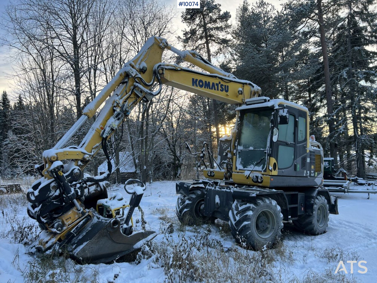 Komatsu PW148 Wheeled excavator with rotor and buckets - Pelle sur pneus: photos 3 Komatsu PW148 Wheeled excavator with rotor and buckets - Pelle sur pneus: photos 3