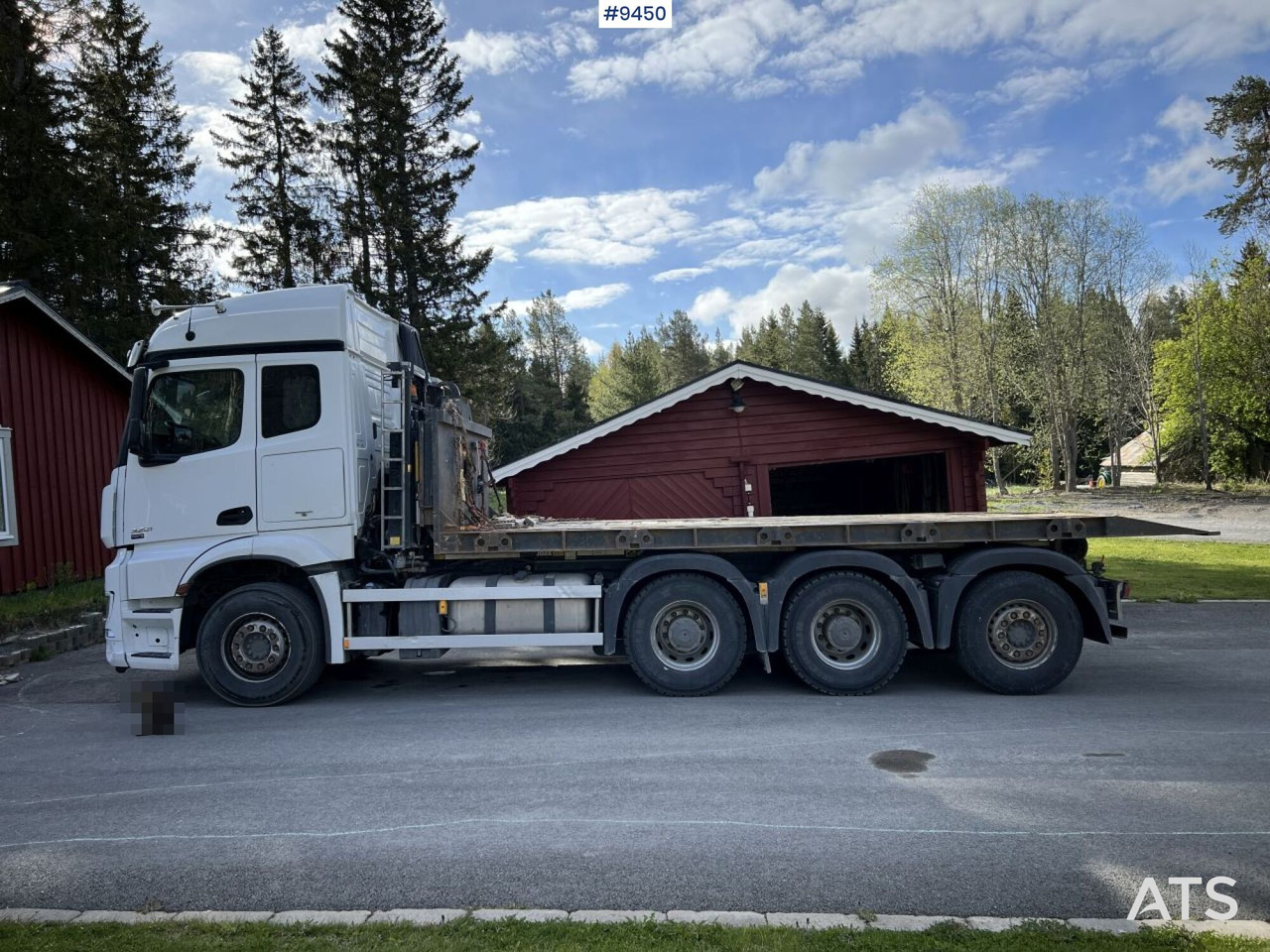Mercedes Benz Arocs 3251 Tridem Hooklift, flatbed and concrete rotator - Camion ampliroll: photos 3 Mercedes Benz Arocs 3251 Tridem Hooklift, flatbed and concrete rotator - Camion ampliroll: photos 3
