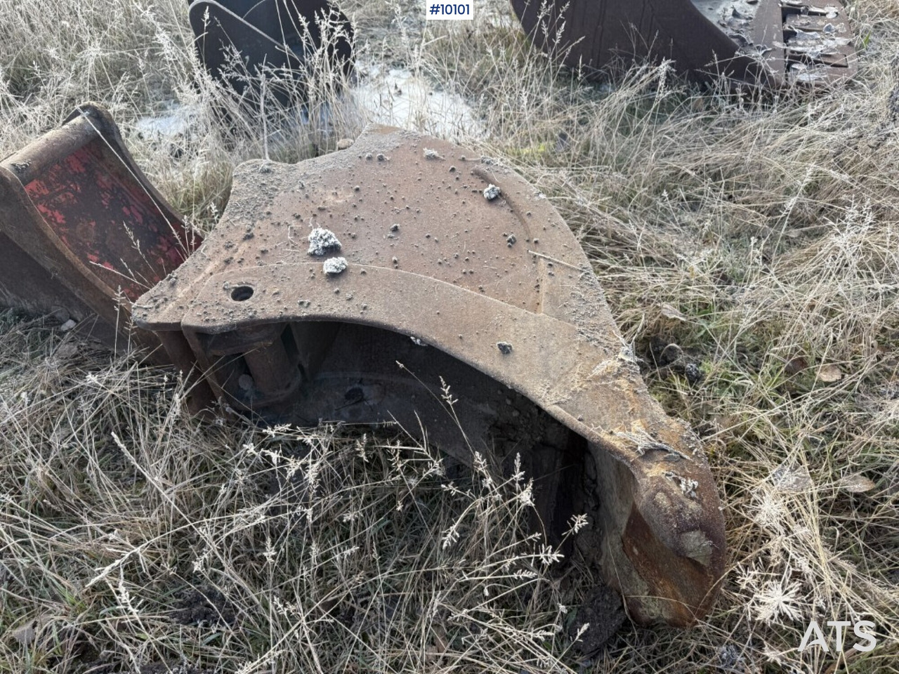 Narrow bucket with Ejector S50 - Godet pour pelle: photos 1 Narrow bucket with Ejector S50 - Godet pour pelle: photos 1