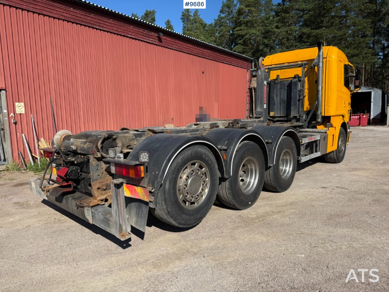 Scania G440 8X4 Lastväxlare plog och saltutrustad Rep.objekt - Camion ampliroll: photos 4 Scania G440 8X4 Lastväxlare plog och saltutrustad Rep.objekt - Camion ampliroll: photos 4