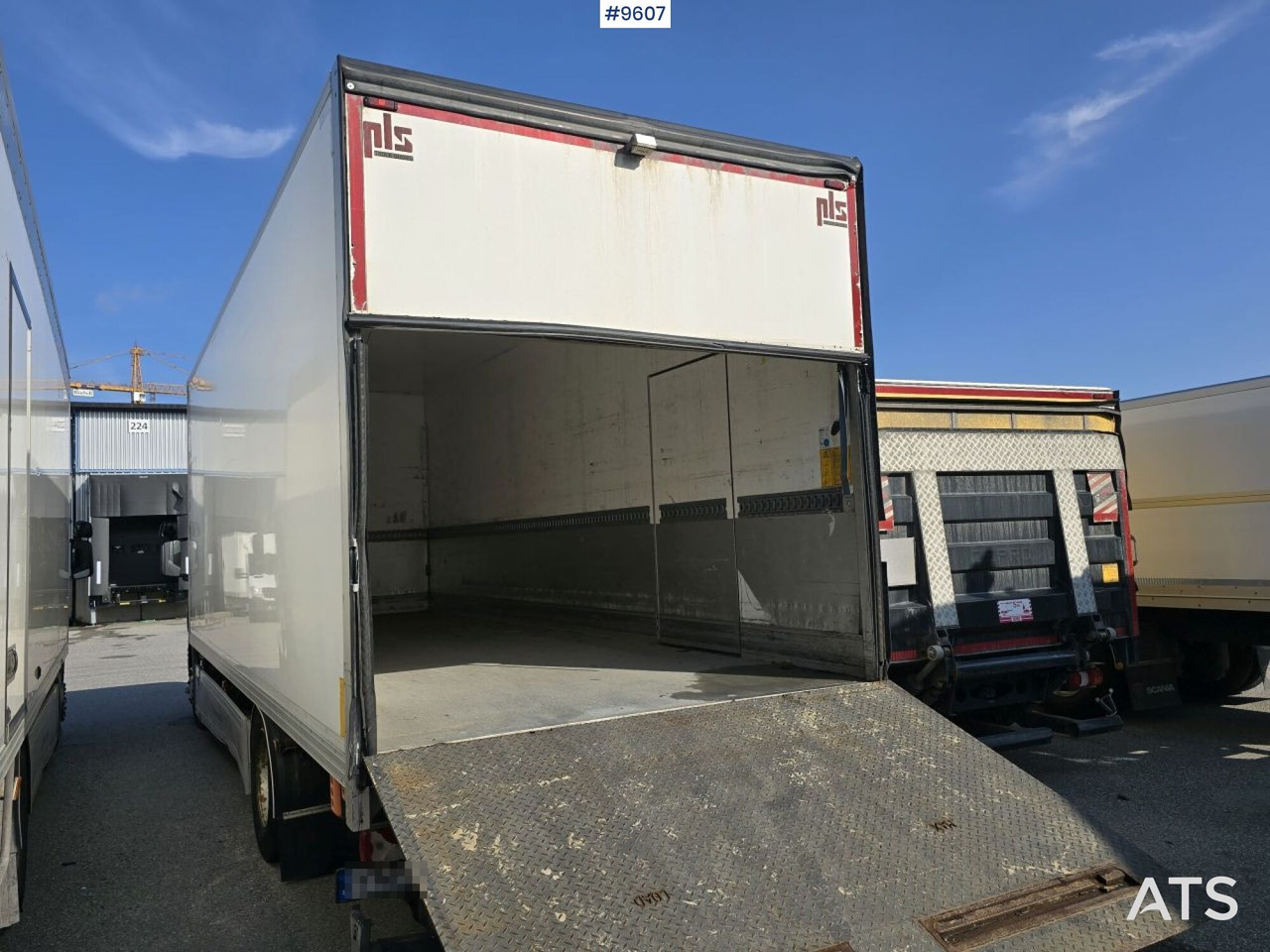 Scania P320 Skåpbil - Camion fourgon: photos 3 Scania P320 Skåpbil - Camion fourgon: photos 3