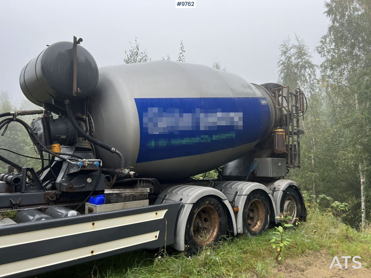 Scania R124 Tridem Concrete Truck - Camion malaxeur: photos 5 Scania R124 Tridem Concrete Truck - Camion malaxeur: photos 5