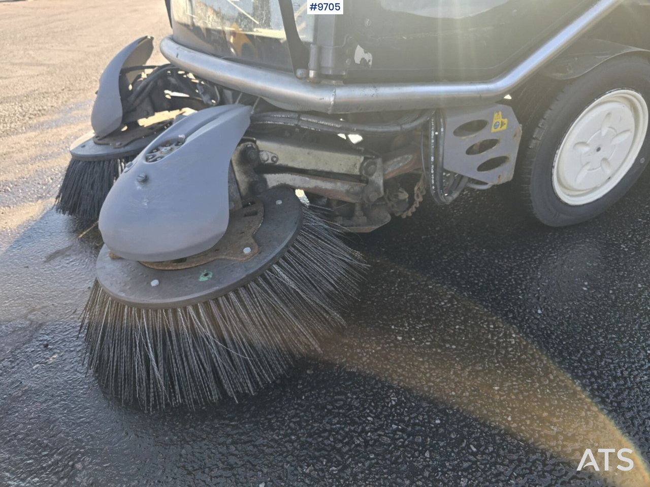 Sweeper - Tennant 636 (SEE VIDEO) en leasing occasion Sweeper - Tennant 636 (SEE VIDEO): photos 13