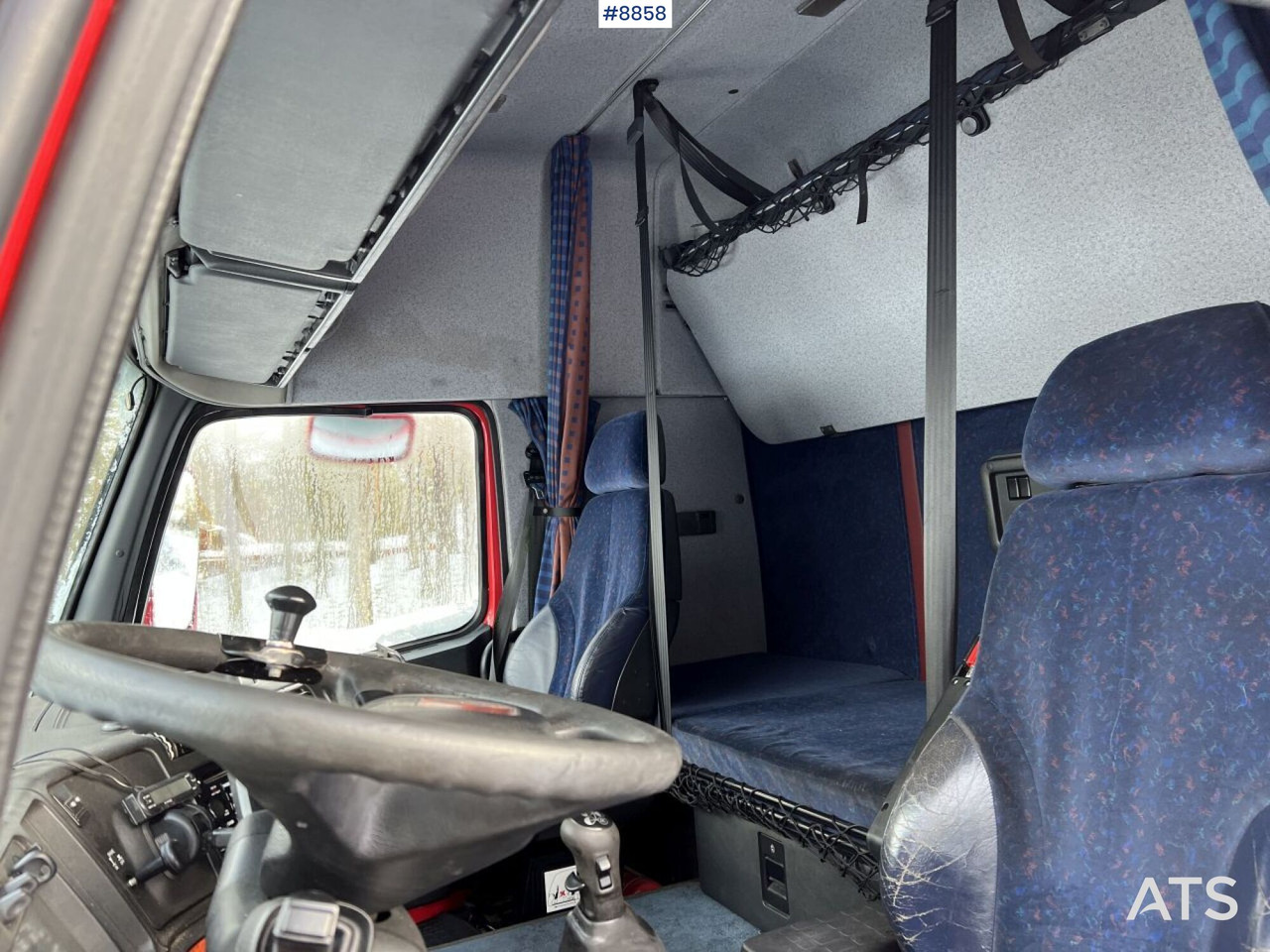 Volvo FH12 Turntable and container bracket for 20 foot container - Tracteur routier: photos 5 Volvo FH12 Turntable and container bracket for 20 foot container - Tracteur routier: photos 5