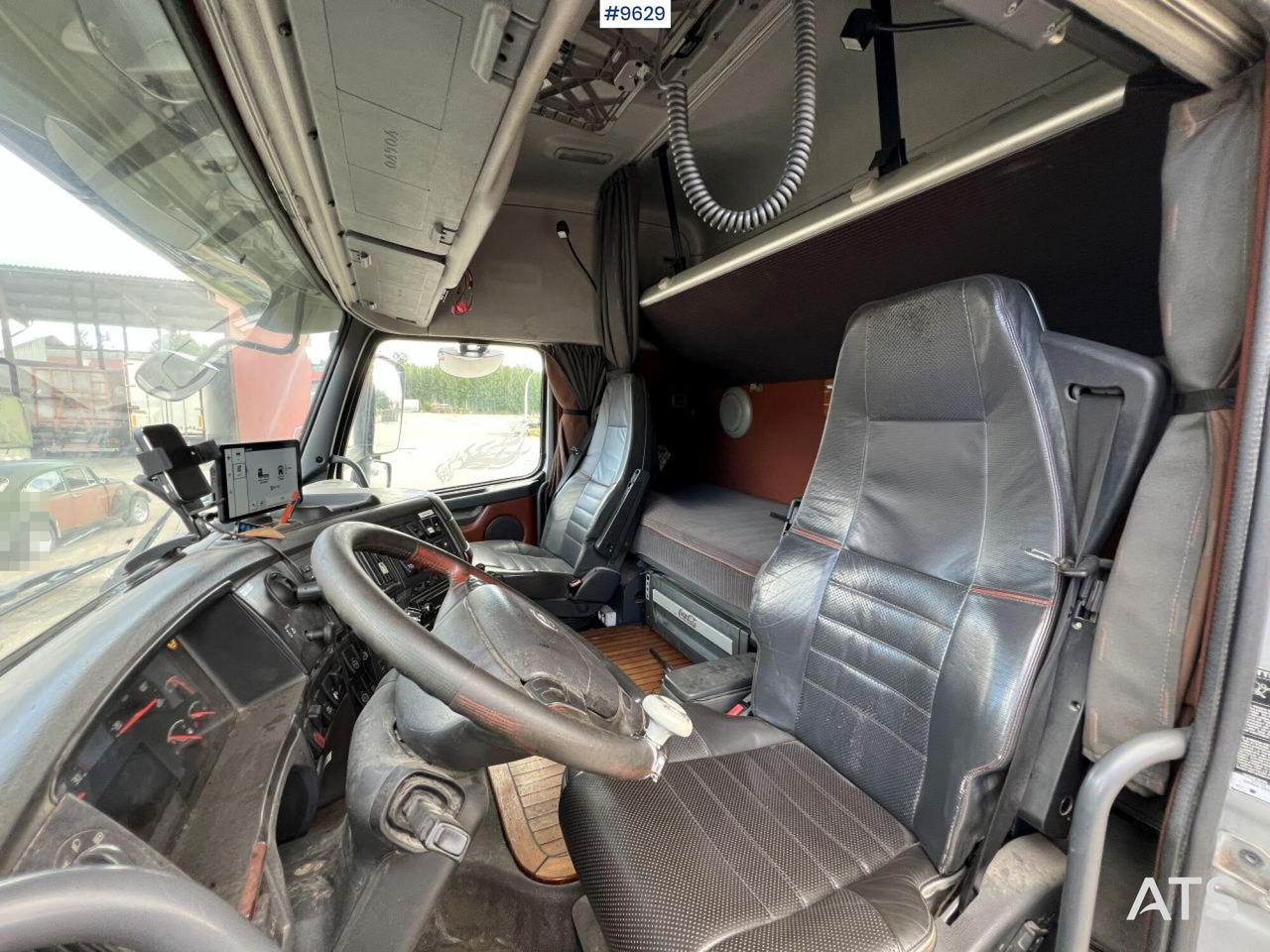 Tracteur routier, Semi-remorque surbaissé Volvo FH16 5-axle tractor unit, GOLDHOFER STZ-VL 4-41/80 trailer: photos 6